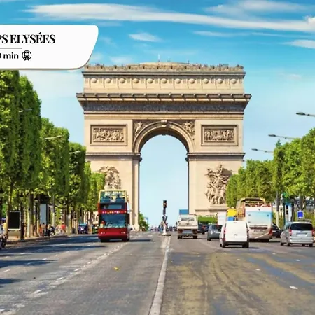 Bluestay 200 - Superb * Paris