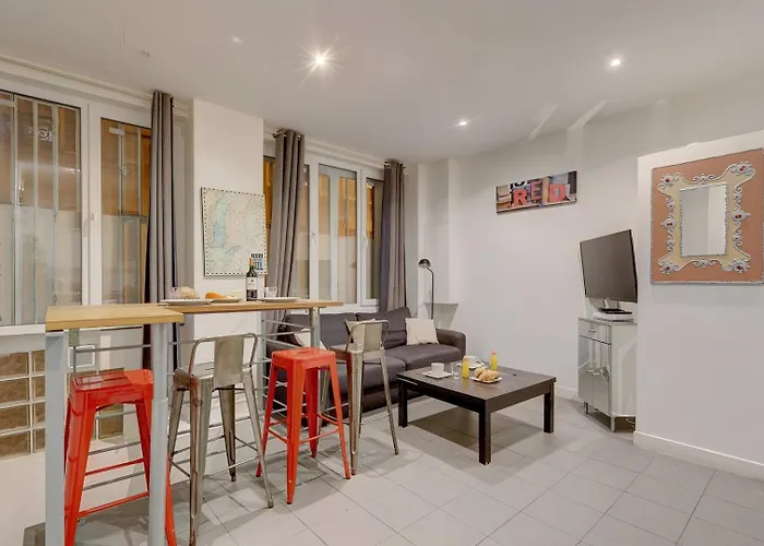 Bluestay 200 - Superb Lejlighed